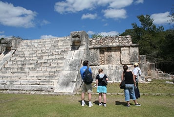 JSED_World_Guatemala_Pyramid_Youth