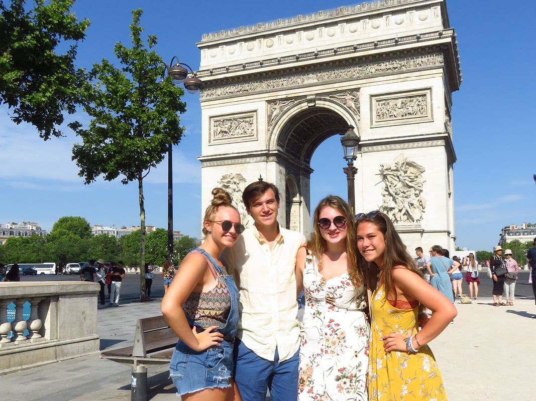 JSED_Europe_France_Paris_Arc de Triomphe_Youth